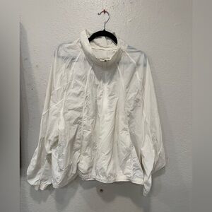 Athleta Grace Half Zip Windbreaker XL White Lightweight Athleisure Pullover